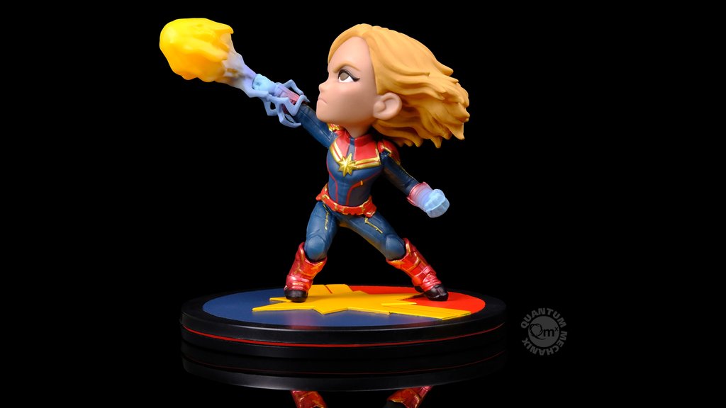Captain Marvel Q-Fig Diorama