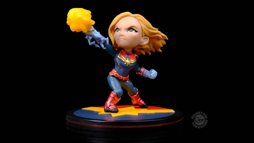 Captain Marvel Q-Fig Diorama